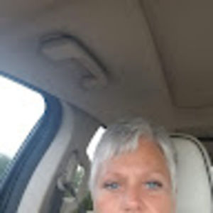 Meet your Posher, Renee